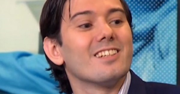 Loser of The Day: Martin Shkreli Fakes Fractured Wrist After Bernie Sanders Refuses Donation 