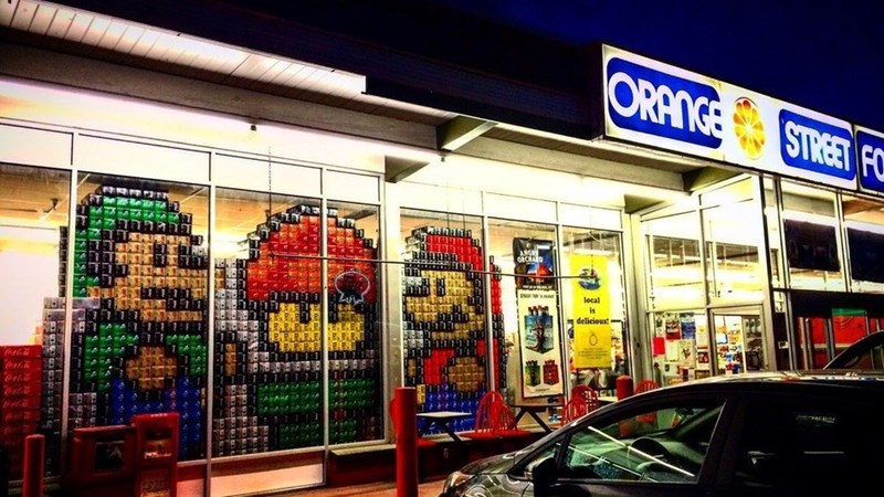 montana-grocery-store-super-mario-bros-window-display