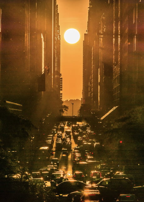 Yesterday's sunset over 42nd Street in Midtown Manhattan - RandomOverload