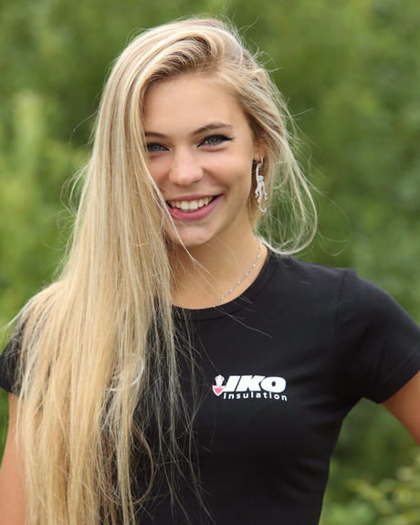 Jutta Leerdam The Dutch Speed Skater Current World Champion In The